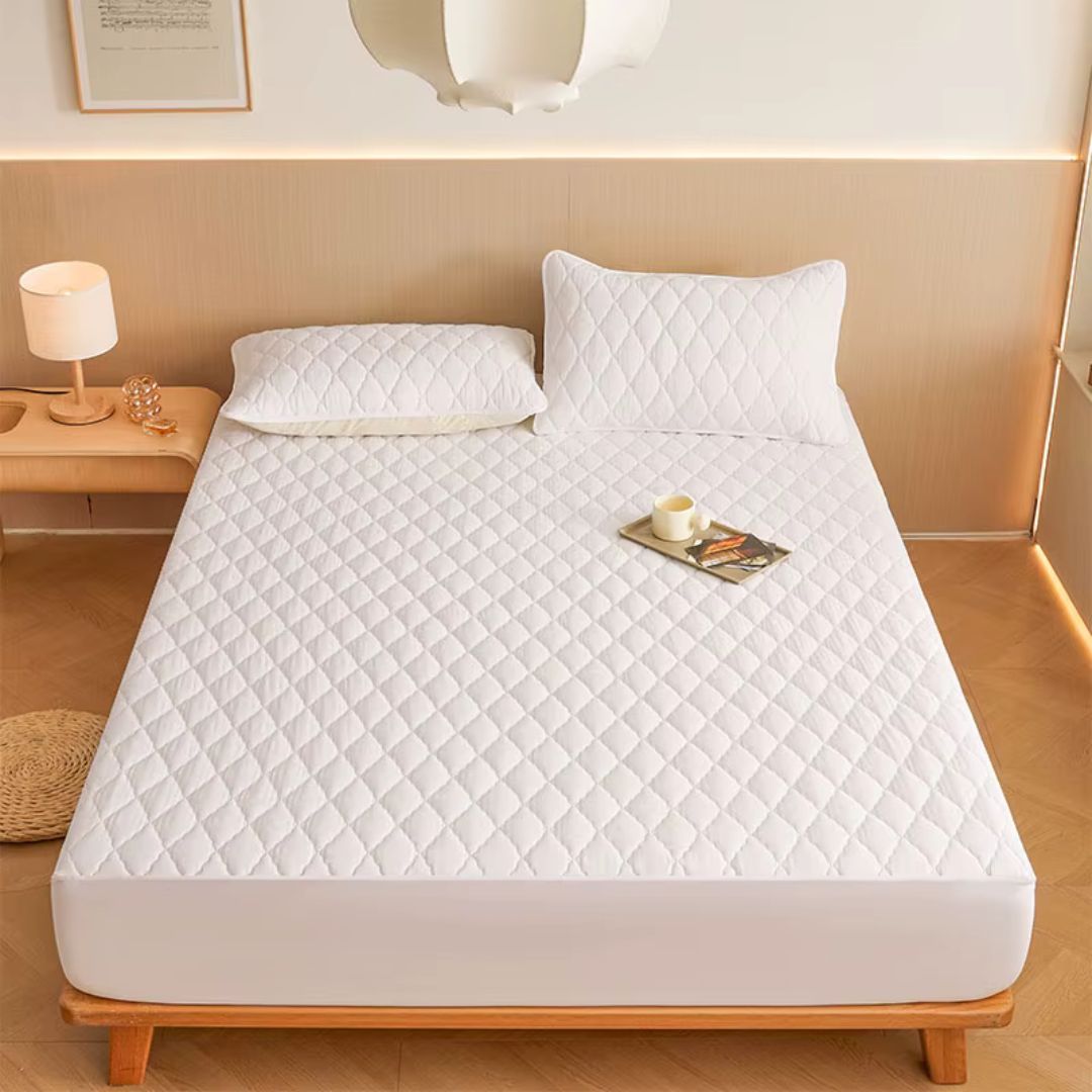Combo Protector Antiliquido + Fundas